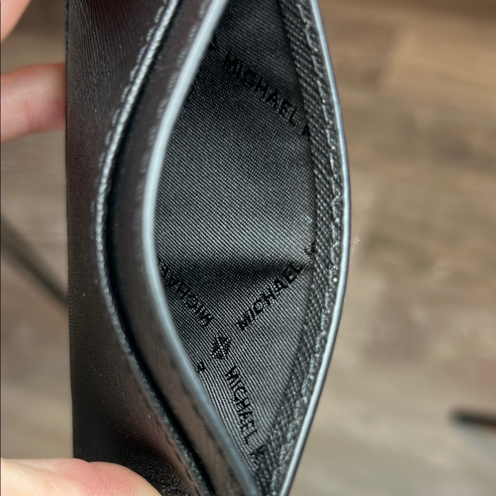 Michael Kors Black Saffiano Card Holder‎ - Picture 3 of 11